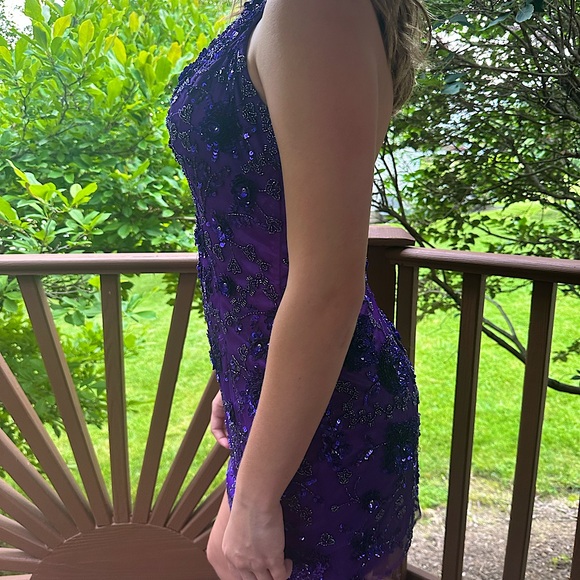 Homecoming Dress - Picture 7 of 12